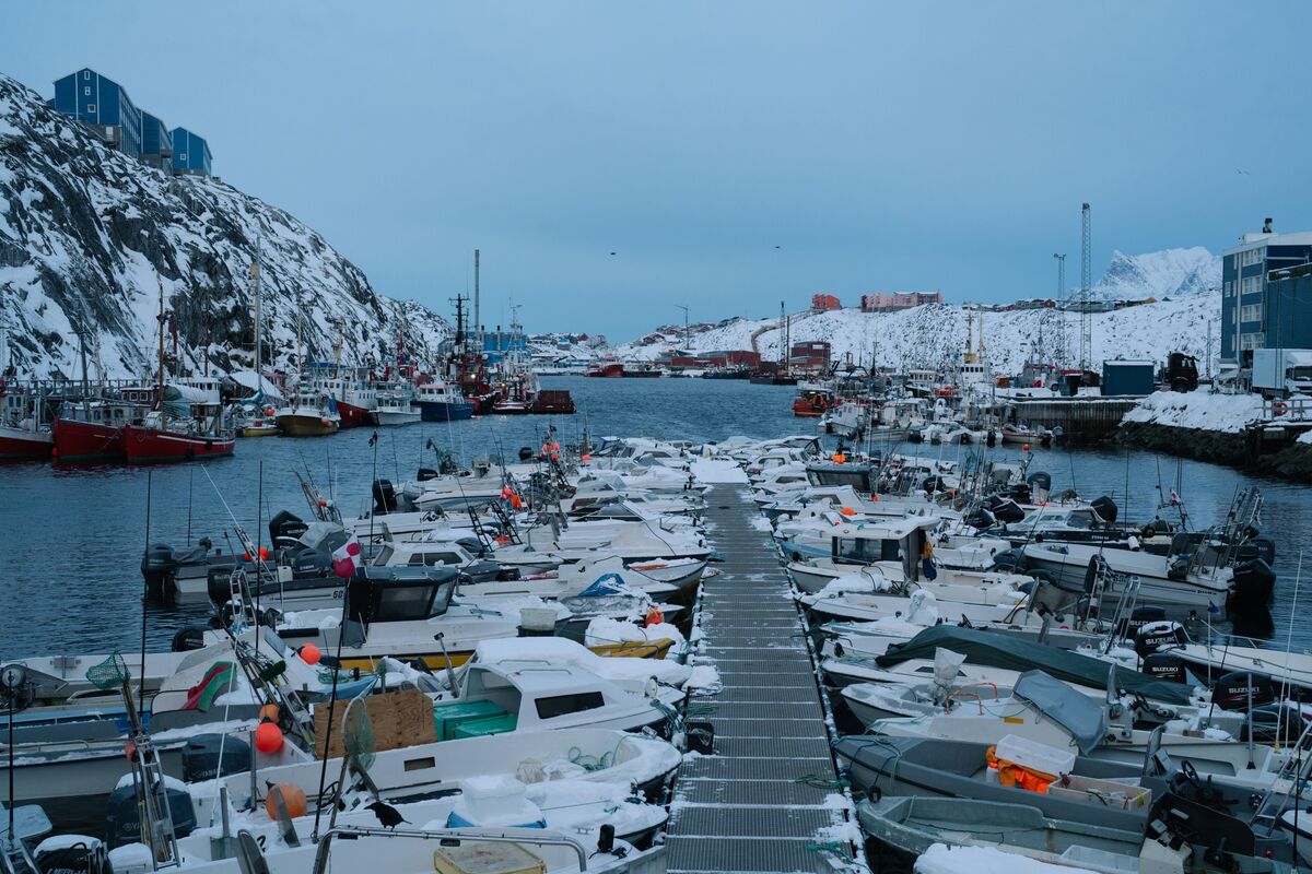 Stocks Rise as Strong Economic Data Spur Bond Drop: Markets Wrap